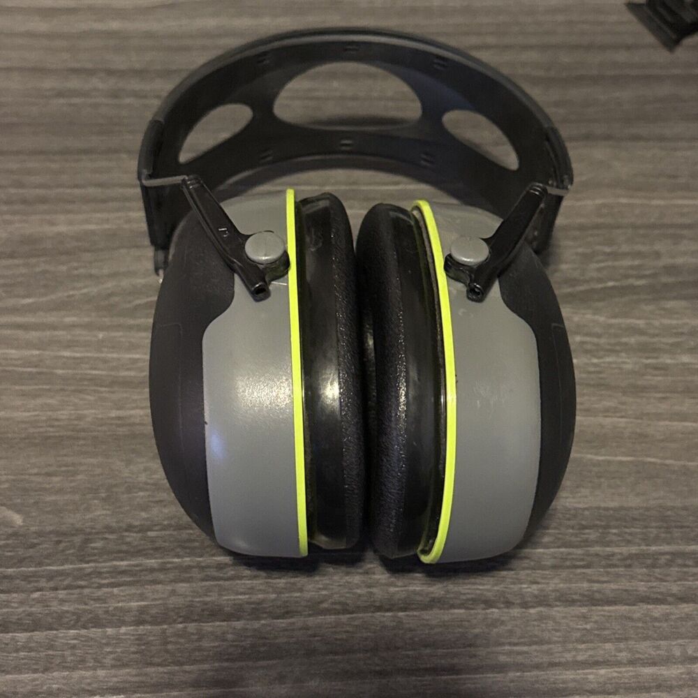 3M Peltor Sport HEARING PROTECTOR EARMUFF SHOOT